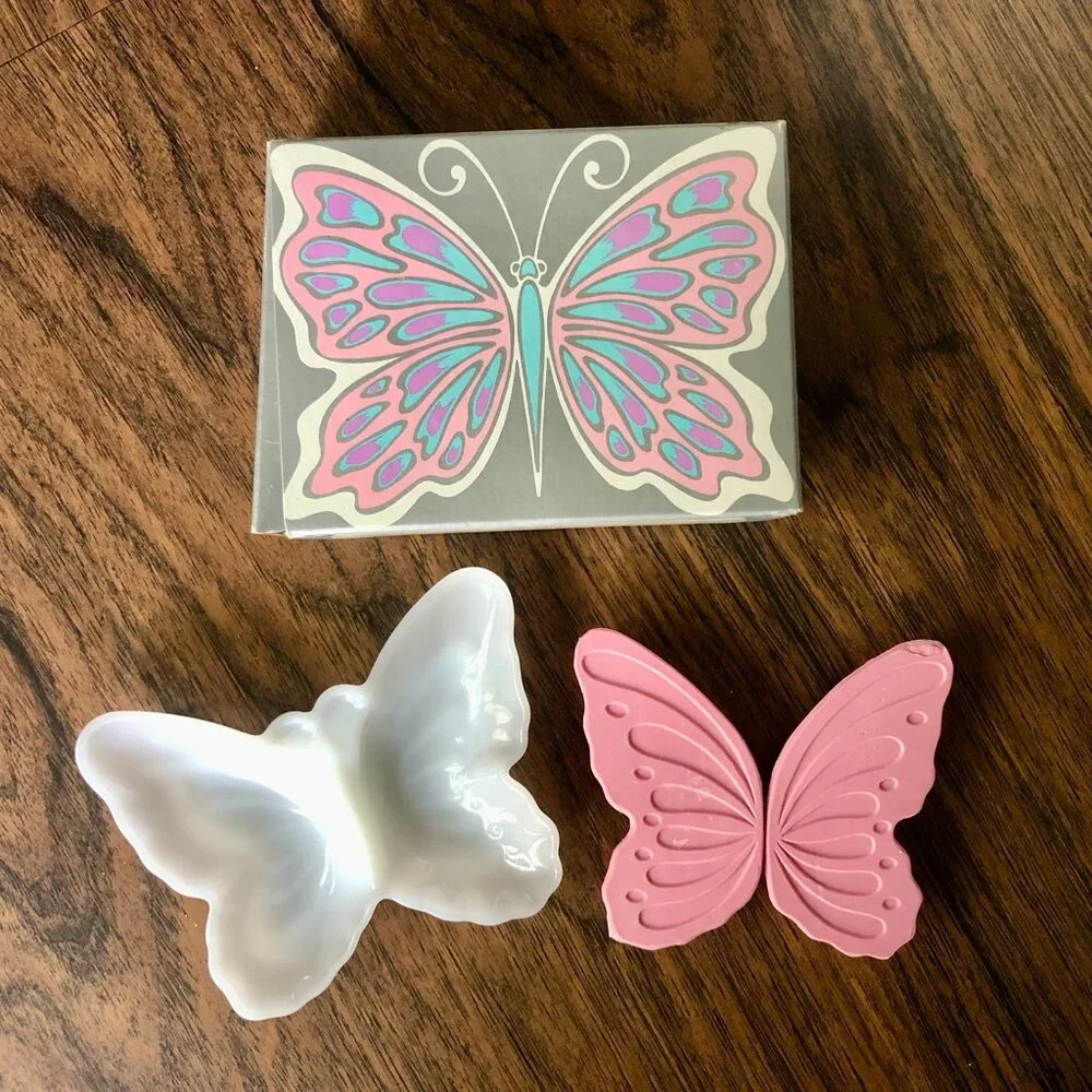 NIB Vintage Avon Wings of Beauty Butterfly Soap Dish - Picture 1 of 3